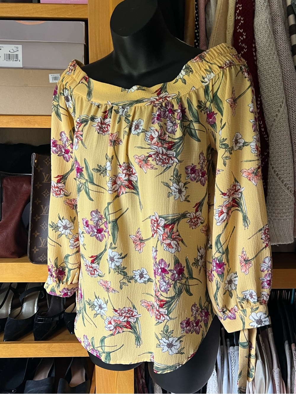 ACTIVE USA Yellow Floral Off-Shoulder Peasant Blouse-EUC